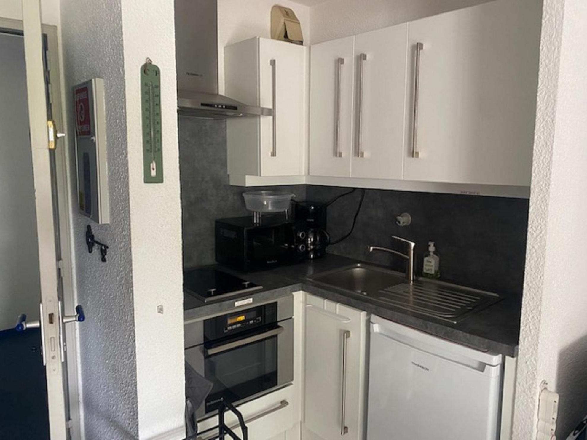 Vittoria Immobilier 2 -Reglement Sur Place - Cheques Vacances Acceptes La Grande Motte Chambre photo